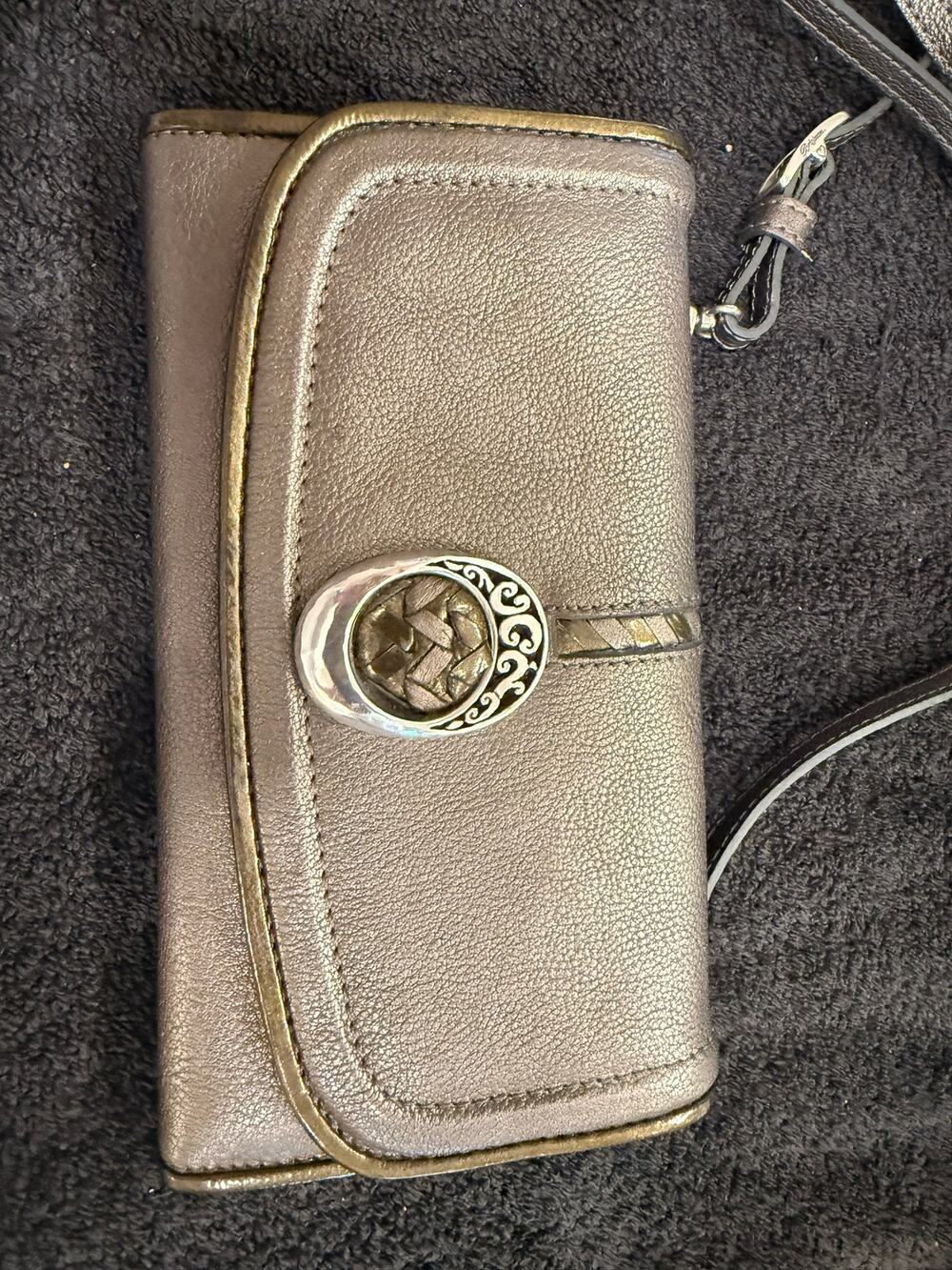 NWT Brighton Eclipse Large Pewter Metallic Leather Crossbody Walletorganizer
